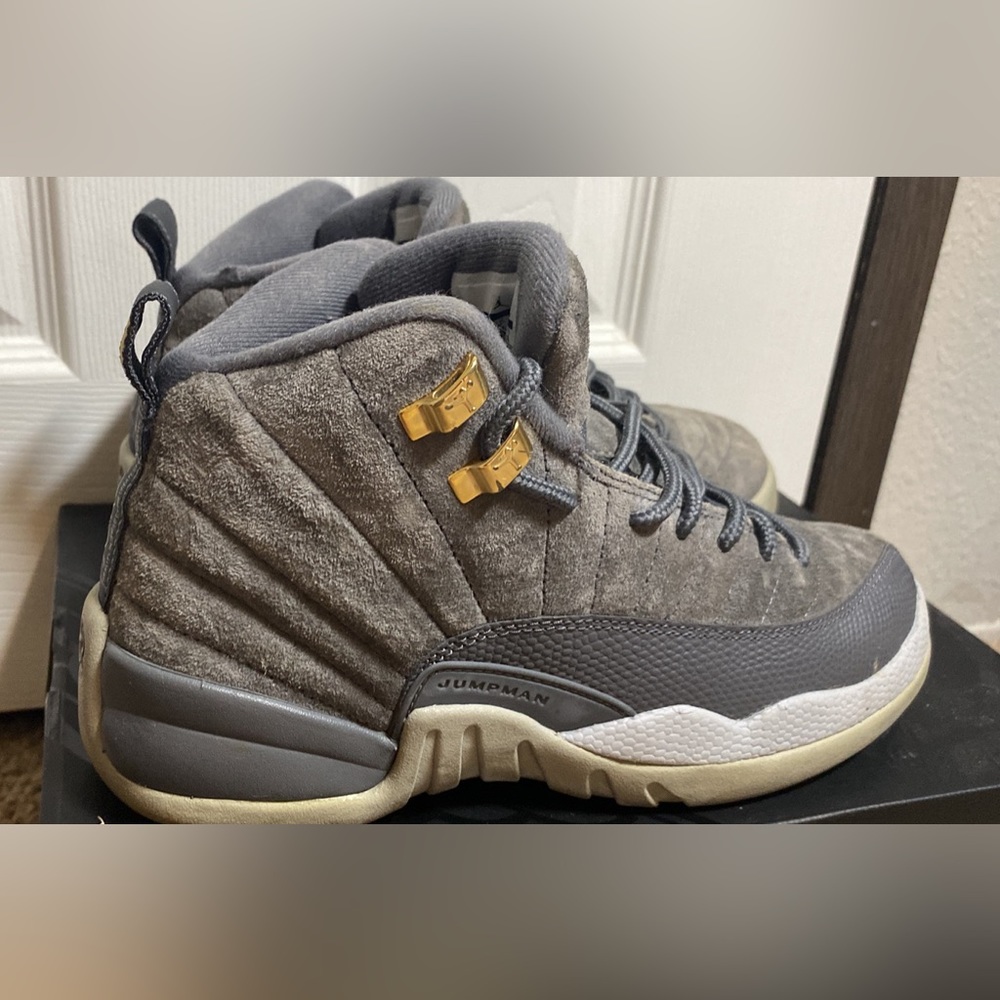 Jordan 12’s